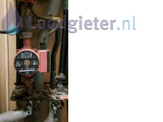 Loodgieter Pomp vloerverwarming Pomp vervangen