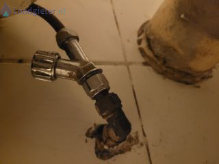 Loodgieter Delft Toiletdouche aansluiten.