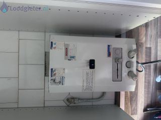 Loodgieter Vaatwasser aansluiting maken geiser verwijderen en boiler plaatsen